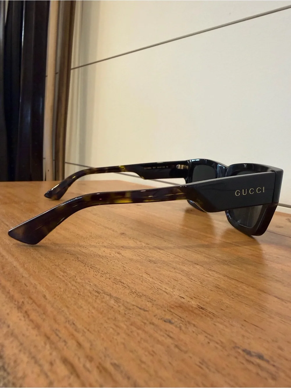 GUCCI Gg16685-001 Men's Sunglasses
